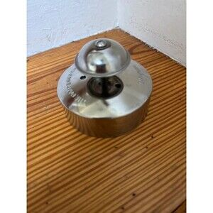 Pampered chef cut n seal sandwich cutter